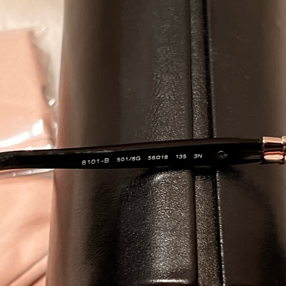 Authentic Bvlgari designer sunglasses with crystals on the sides - Picture 10 of 10